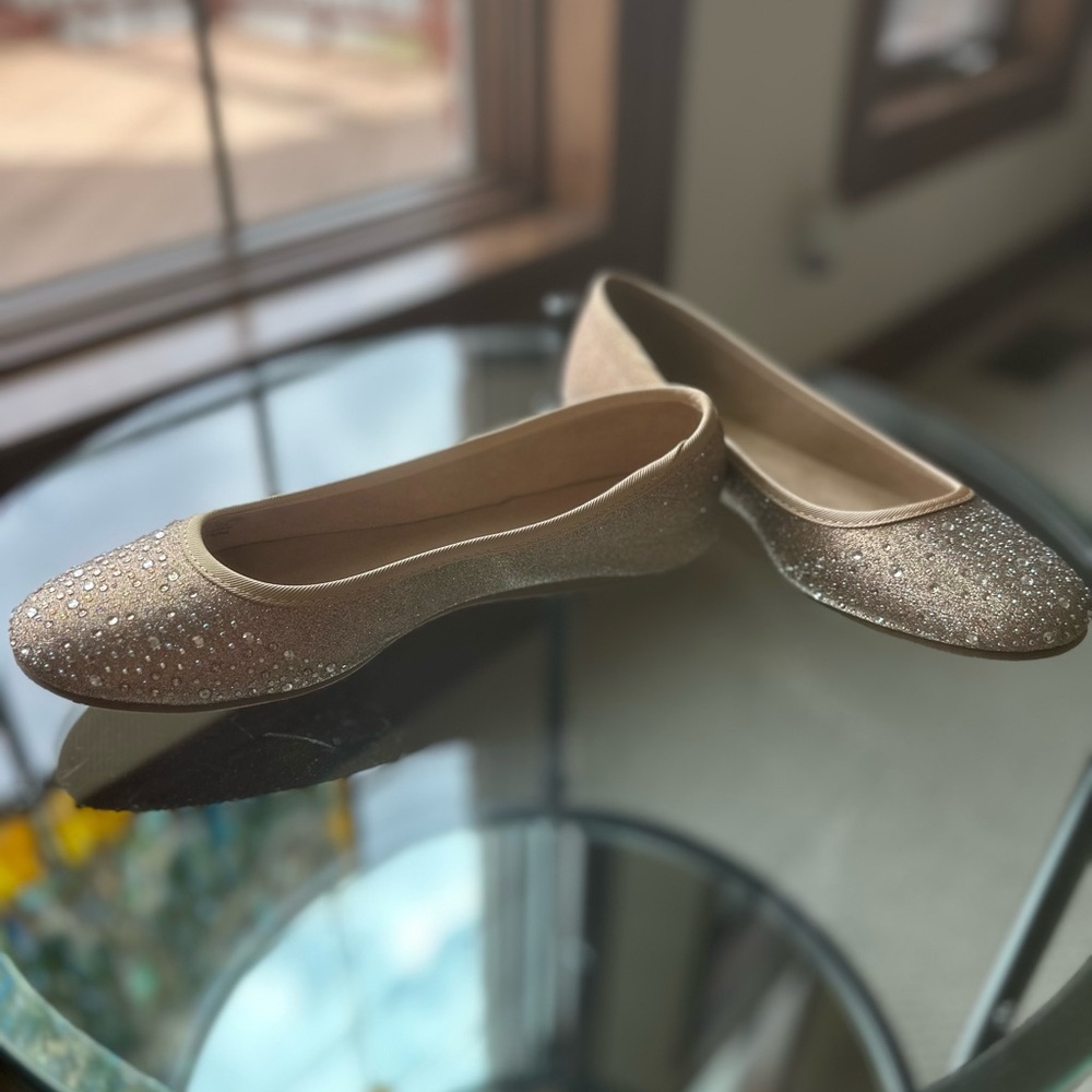 Style & Co Gold Embellished Flats with Rounded Toe in original box, like NEW. - Picture 7 of 8